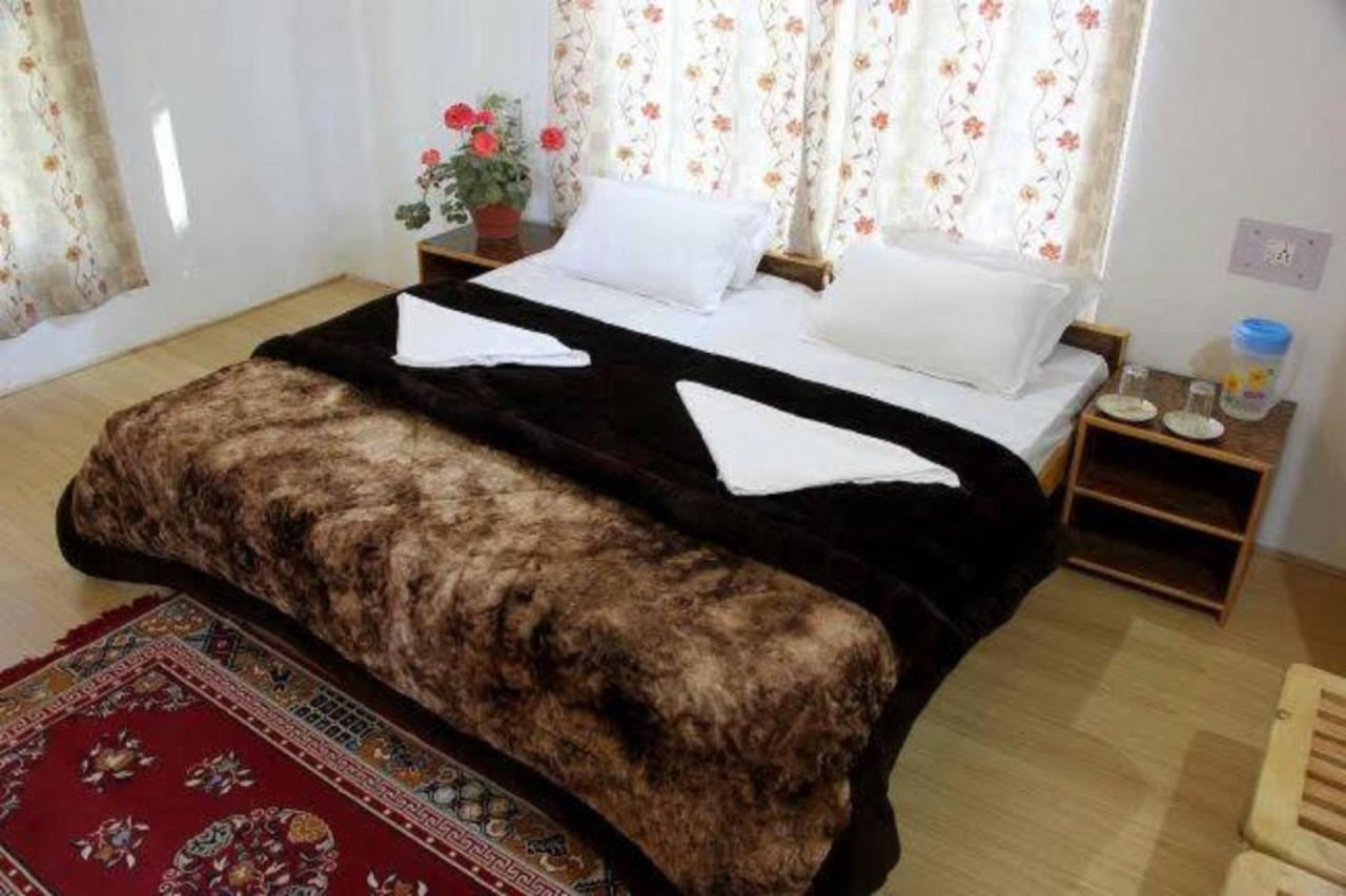 Odbar Guest House Best Guest House At Leh Ladakh Екстериор снимка