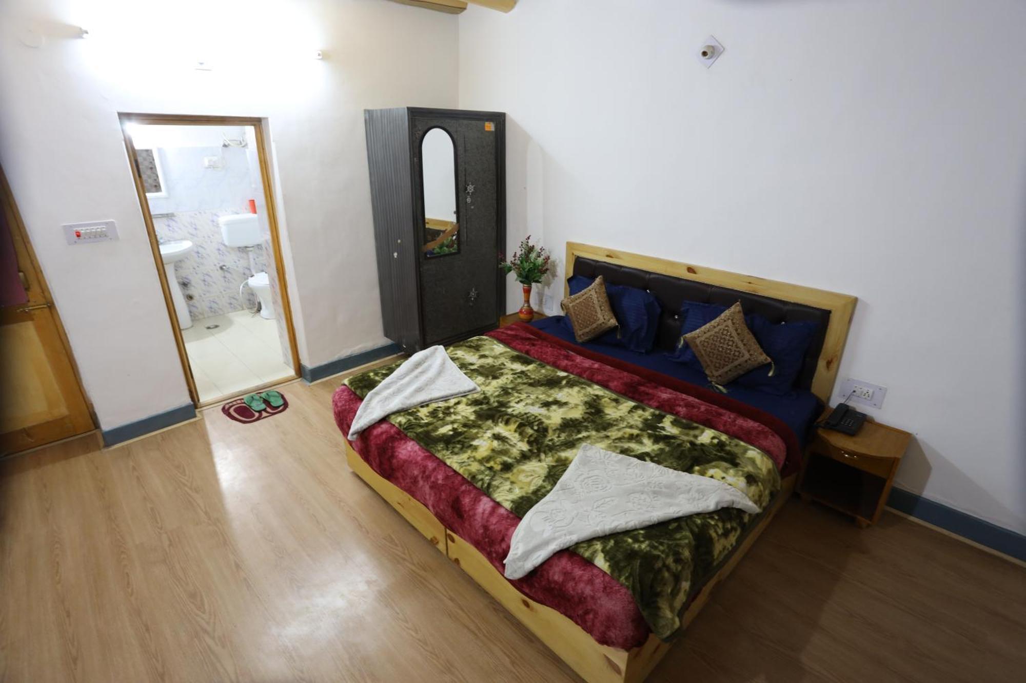 Odbar Guest House Best Guest House At Leh Ladakh Екстериор снимка