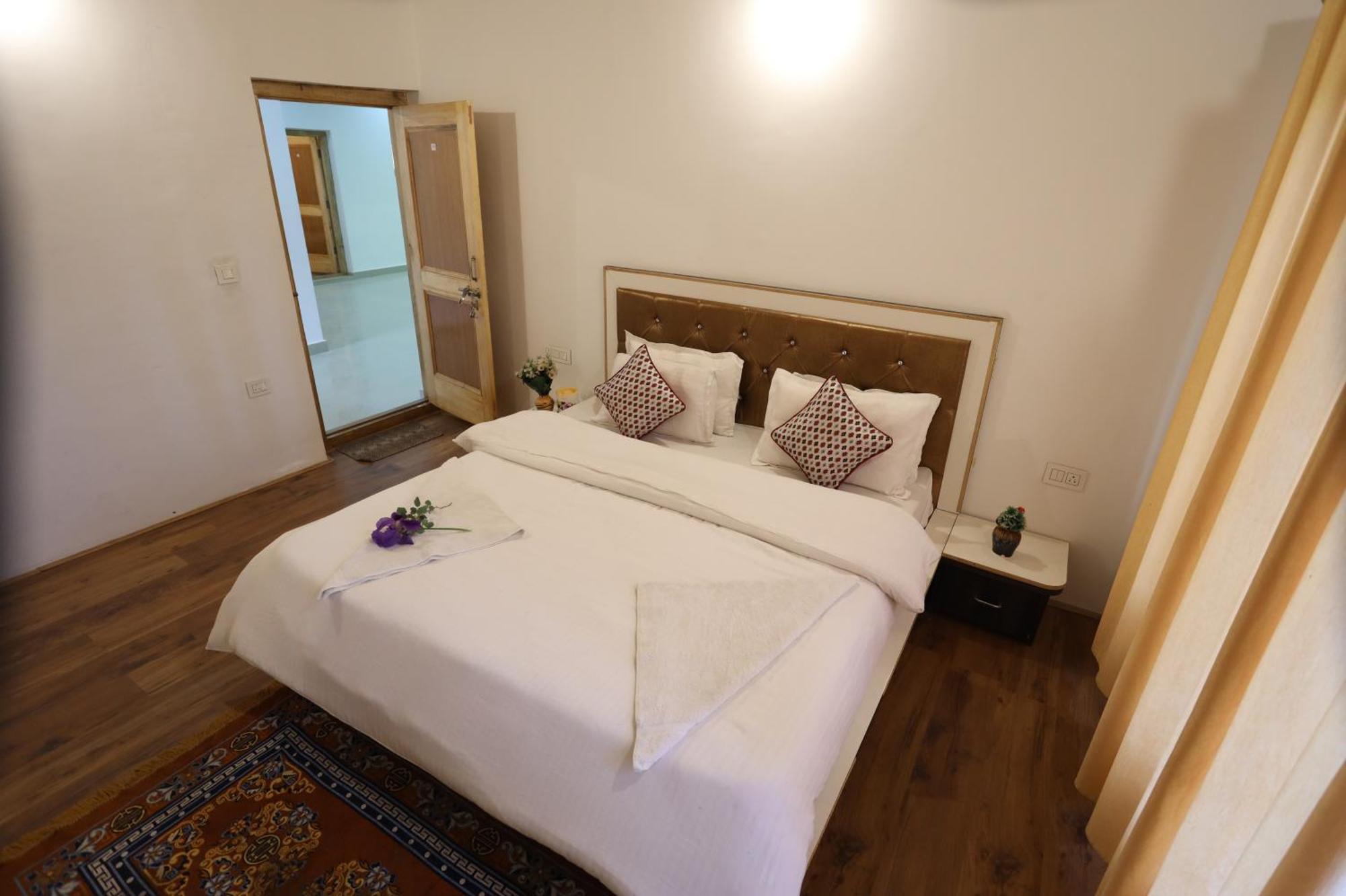 Odbar Guest House Best Guest House At Leh Ladakh Екстериор снимка