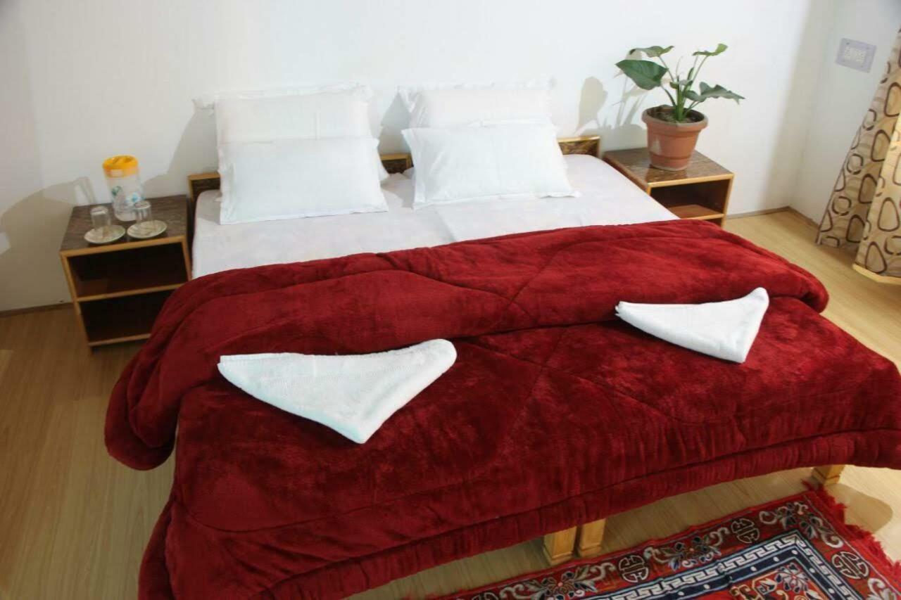 Odbar Guest House Best Guest House At Leh Ladakh Екстериор снимка
